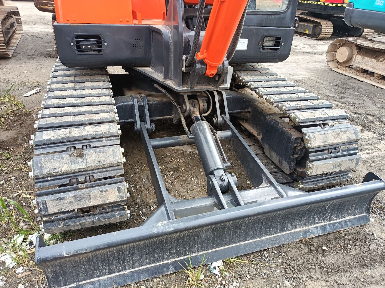 2022 Doosan DH60-7 mini excavator front view 2022 Doosan DH60-7 mini excavator front view