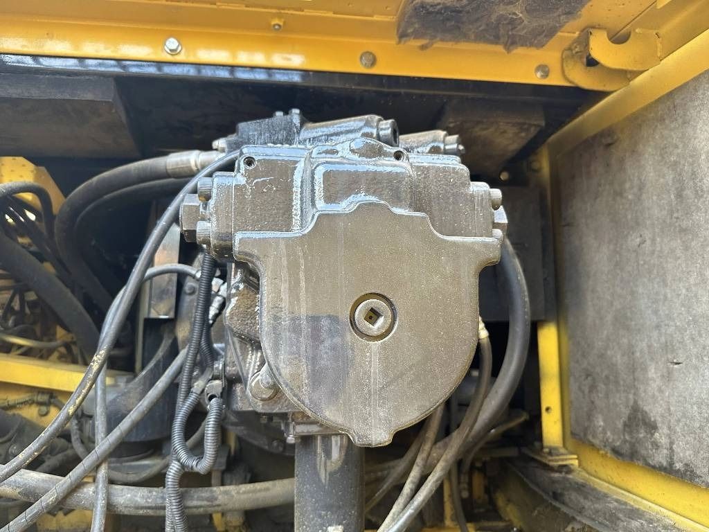 2023 Komatsu PC400-7 Raupenbagger