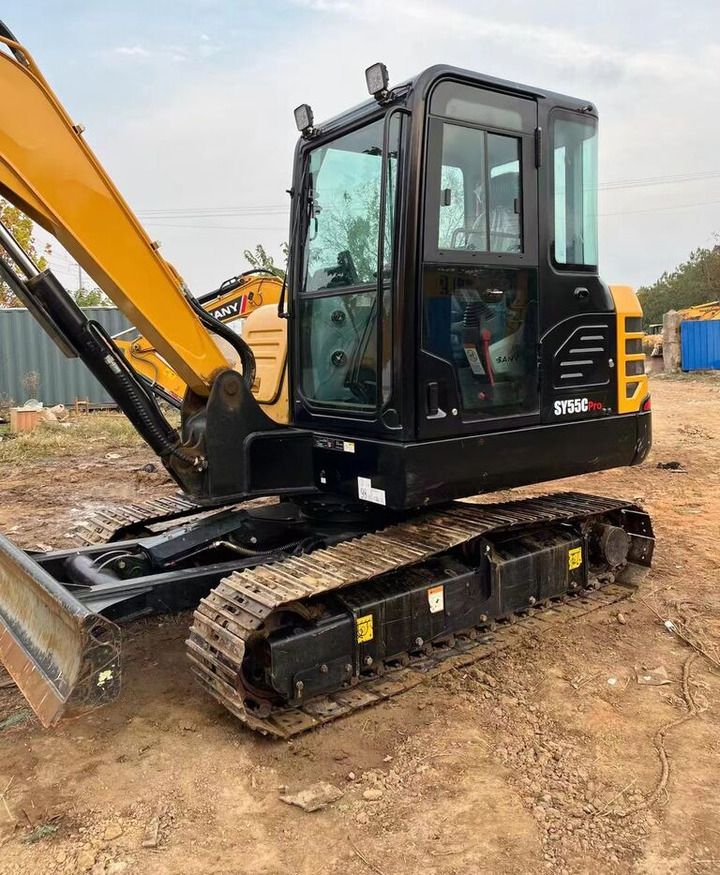 2022 Sany SY55C Pro crawler excavator, side view 2022 Sany SY55C Pro crawler excavator, side view