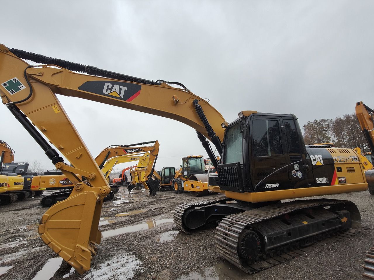 2025 Caterpillar 320D2 Raupenbagger, Seitenansicht 2025 Caterpillar 320D2 Raupenbagger, Seitenansicht