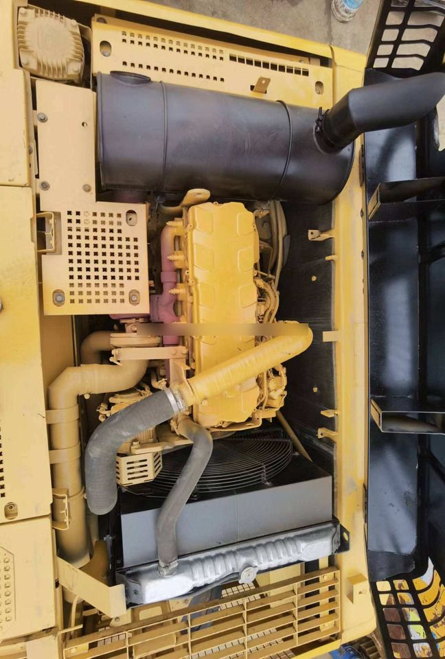 2018 Caterpillar 330DL crawler excavator engine compartment view