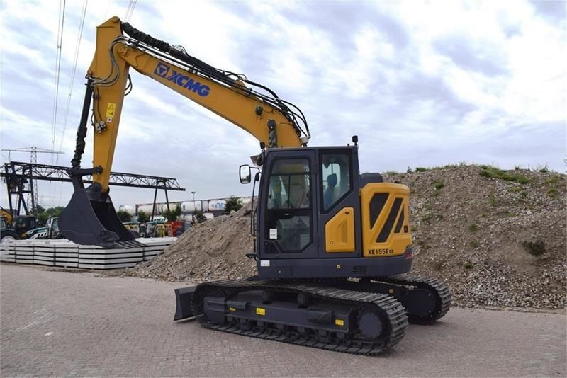 XCMG XE155ECR crawler excavator, side view