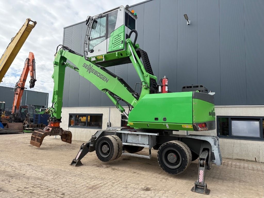 2019 Sennebogen 818M E material handler, side profile view 2019 Sennebogen 818M E material handler, side profile view