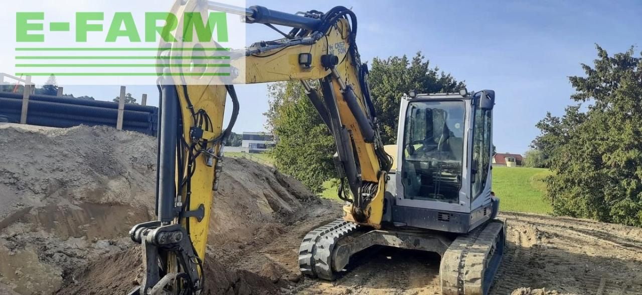 2016 Wacker Neuson ET90 mini excavator, front three-quarter view 2016 Wacker Neuson ET90 mini excavator, front three-quarter view