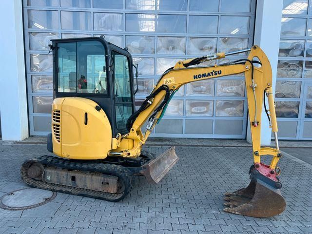 2014 Komatsu PC26MR mini excavator, side view 2014 Komatsu PC26MR mini excavator, side view