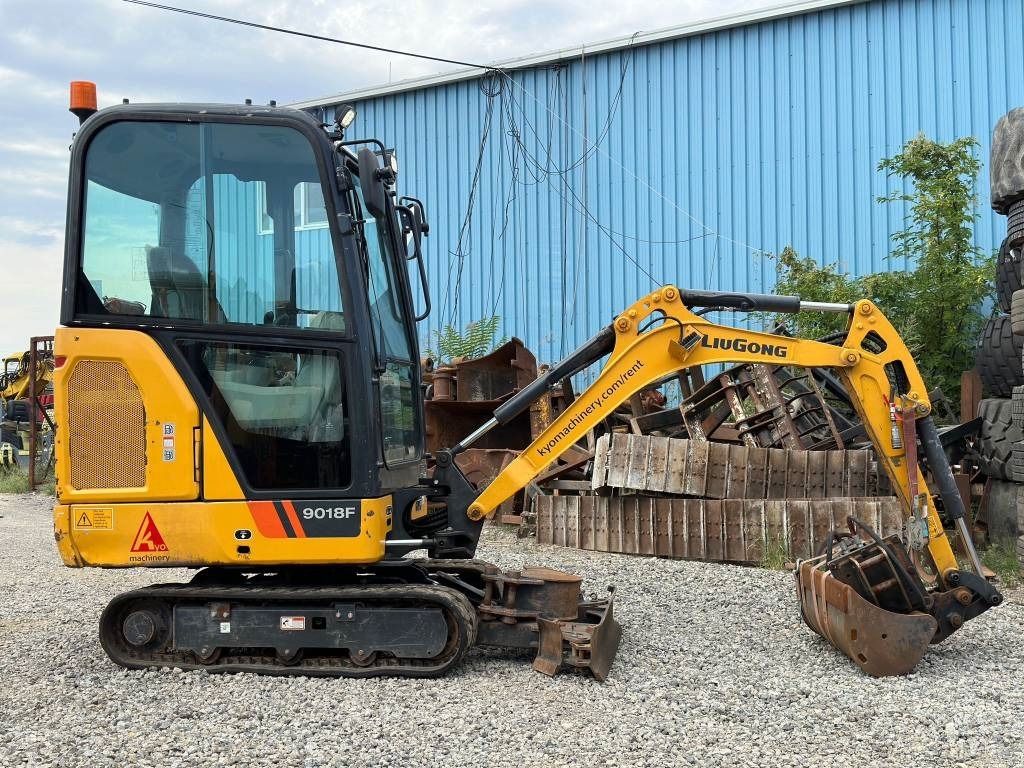 2021 LiuGong 9018F mini excavator, side profile view 2021 LiuGong 9018F mini excavator, side profile view