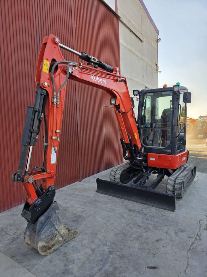 2021 Kubota U36-4 mini excavator, front three-quarter view 2021 Kubota U36-4 mini excavator, front three-quarter view