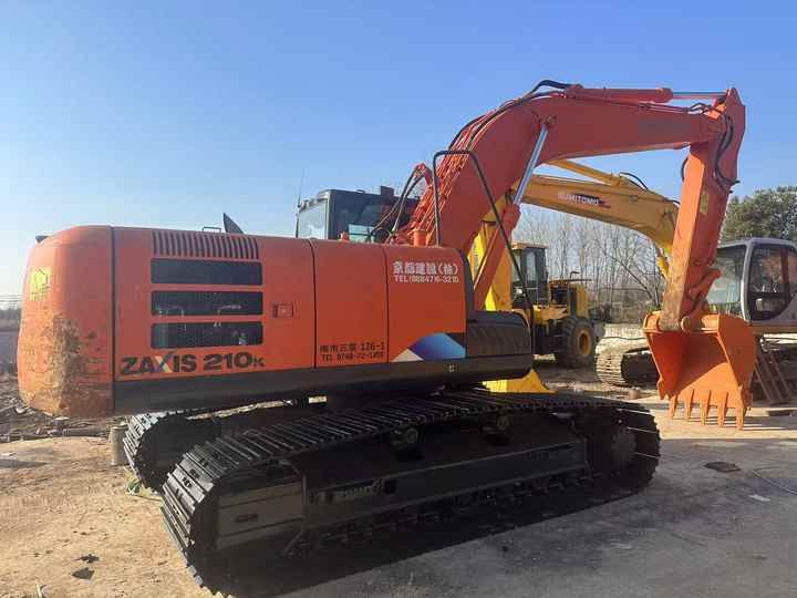2020 Hitachi ZAXIS 210K crawler excavator, side view 2020 Hitachi ZAXIS 210K crawler excavator, side view