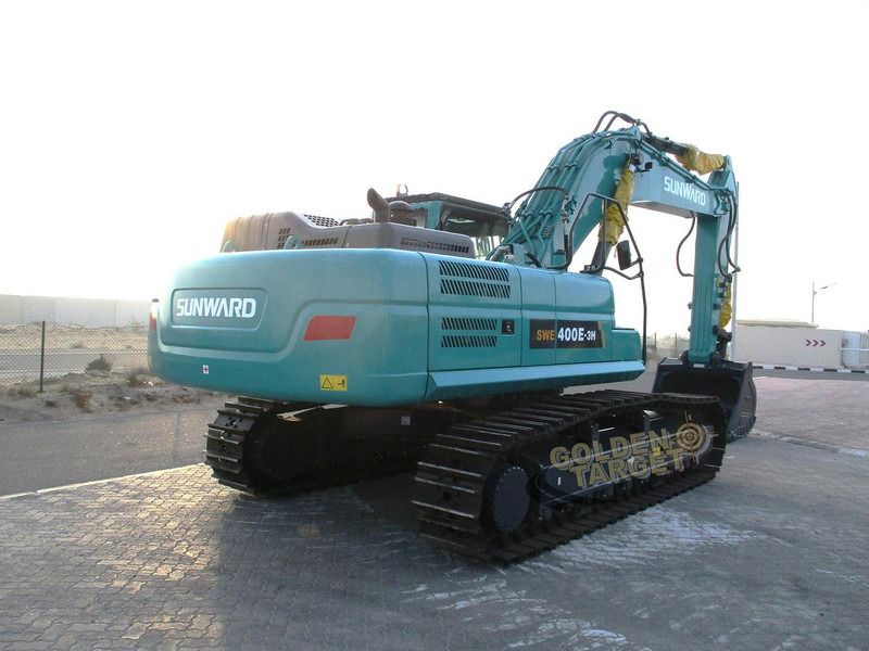 2024 Sunward SWE400E-3H excavator, rear three-quarter view 2024 Sunward SWE400E-3H excavator, rear three-quarter view