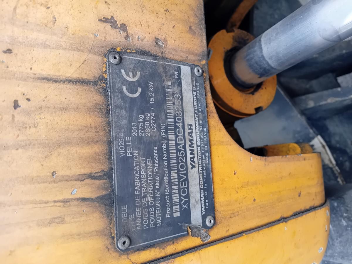 2016 Wacker Neuson EZ28 mini excavator identification plate