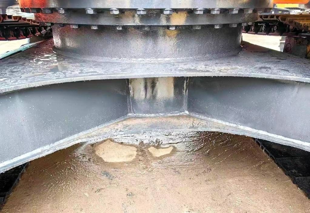2023 Doosan DX140 crawler excavator swing bearing detail 2023 Doosan DX140 crawler excavator swing bearing detail
