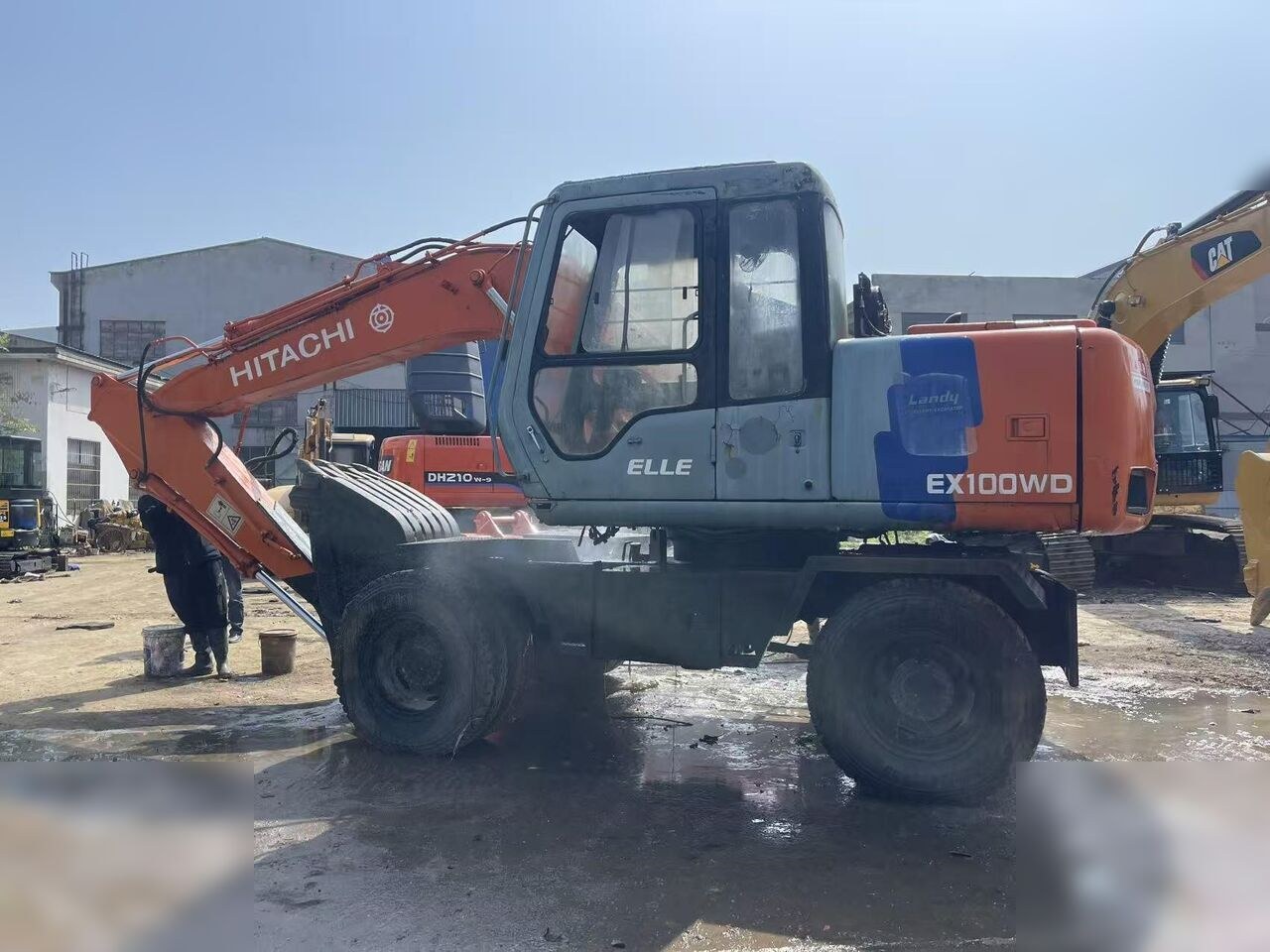 1993 Hitachi EX100WD wheel excavator side view 1993 Hitachi EX100WD wheel excavator side view
