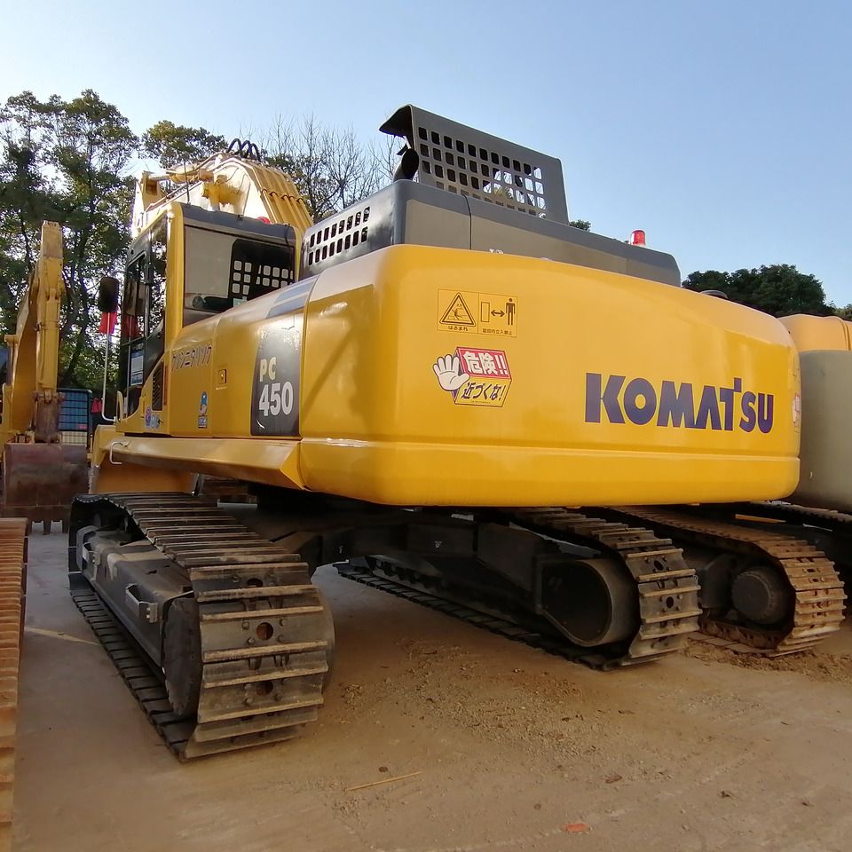 2018 Komatsu PC450-8 crawler excavator, rear three-quarter view 2018 Komatsu PC450-8 crawler excavator, rear three-quarter view