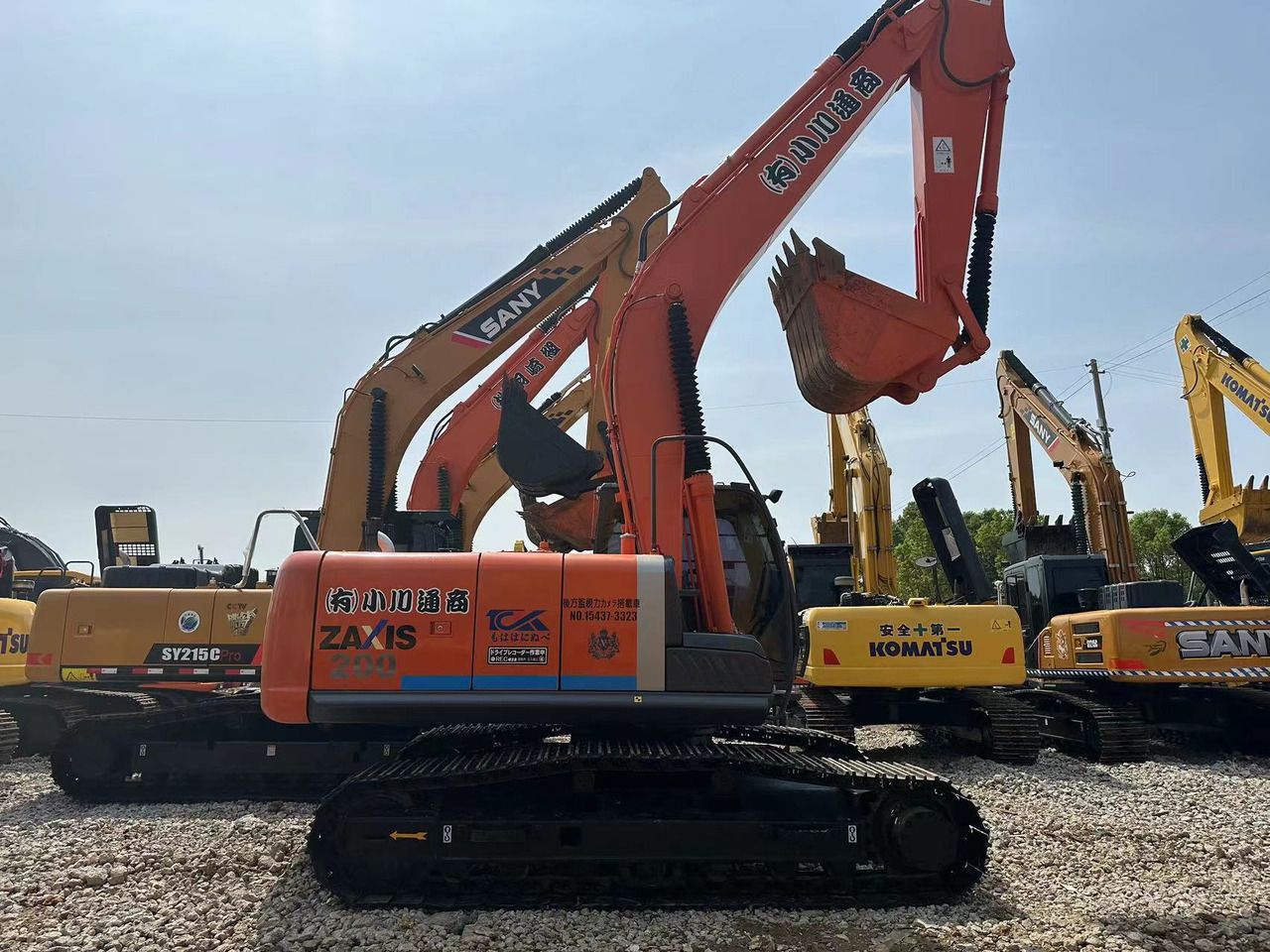 2022 Hitachi Zaxis 200 crawler excavator side view 2022 Hitachi Zaxis 200 crawler excavator side view