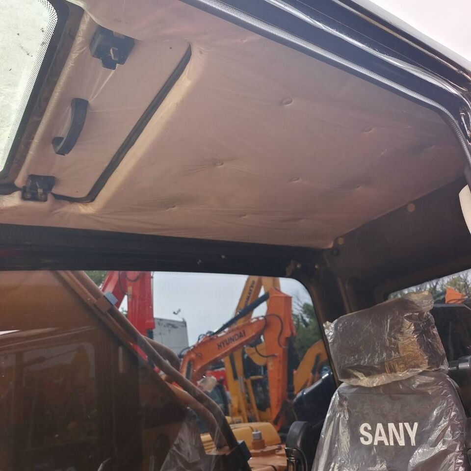 2024 Sany SY215C Crawler Excavator interior cab view 2024 Sany SY215C Crawler Excavator interior cab view