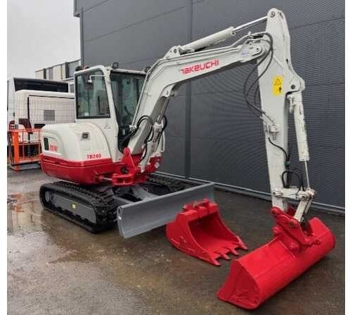2021 Takeuchi TB240 crawler excavator, side view 2021 Takeuchi TB240 crawler excavator, side view