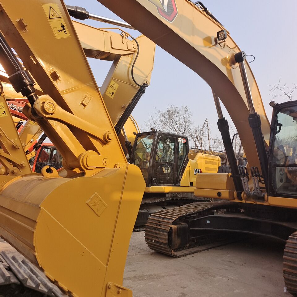 2024 Caterpillar 326GC crawler excavator, close-up of bucket and boom