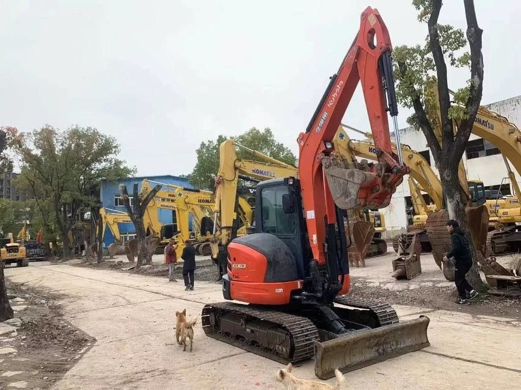 2023 Kubota KX163-5 mini excavator, rear three-quarter view 2023 Kubota KX163-5 mini excavator, rear three-quarter view