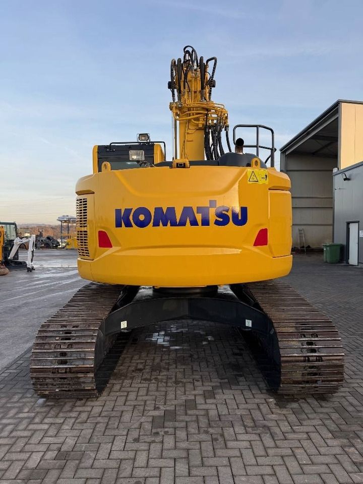 2016 Komatsu PC228 USLC-10 crawler excavator, rear view 2016 Komatsu PC228 USLC-10 crawler excavator, rear view