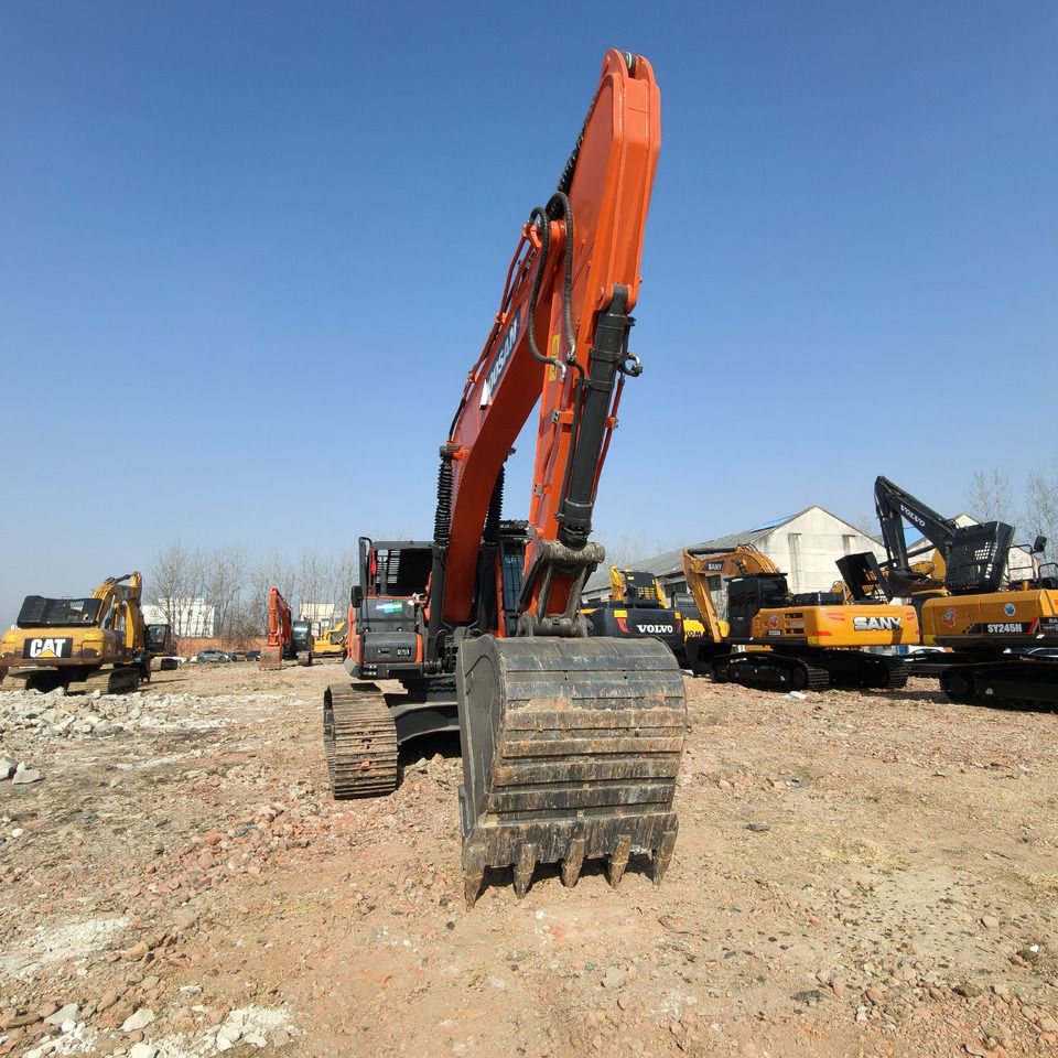 2024 Doosan DX300LC-9C crawler excavator, front view 2024 Doosan DX300LC-9C crawler excavator, front view