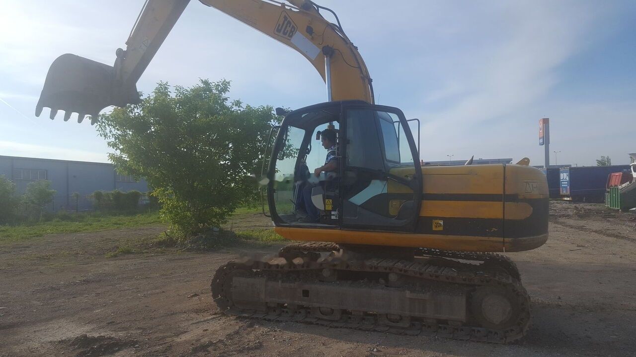 2006 JCB JS 180 crawler excavator, side view 2006 JCB JS 180 crawler excavator, side view