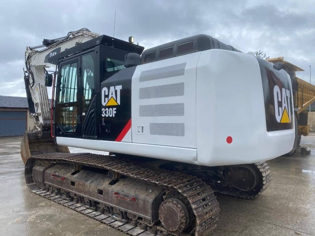 2017 Caterpillar 330F crawler excavator rear three-quarter view