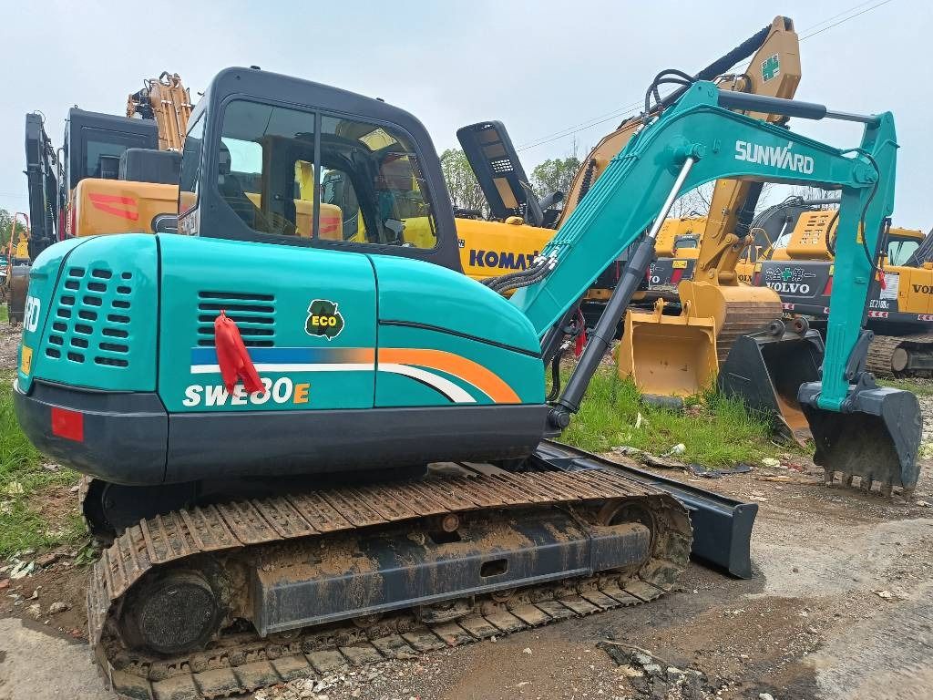 2023 Sunward SWE30E crawler excavator, side view 2023 Sunward SWE30E crawler excavator, side view