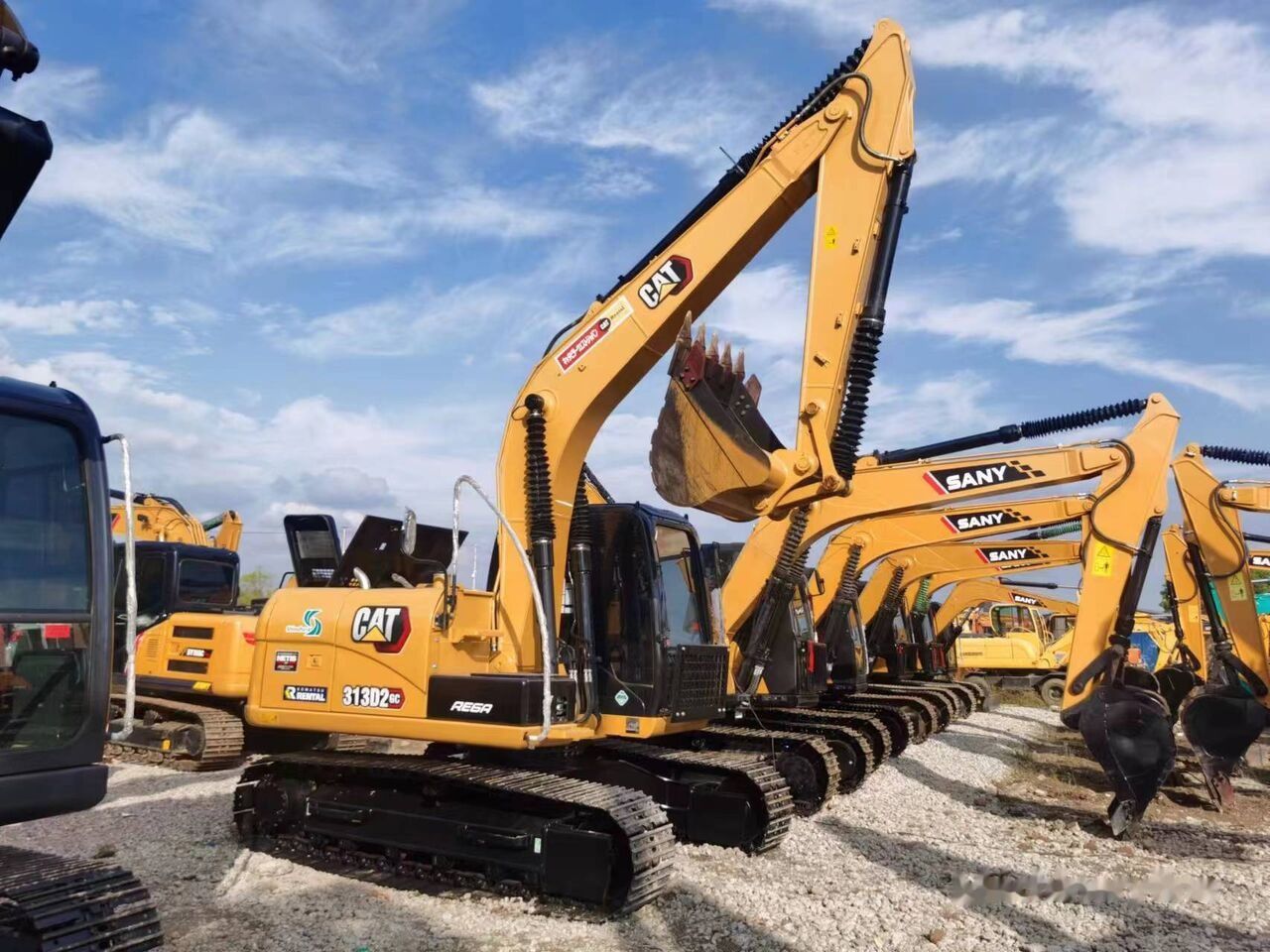 2023 Caterpillar 313D2 GC crawler excavator, side view 2023 Caterpillar 313D2 GC crawler excavator, side view