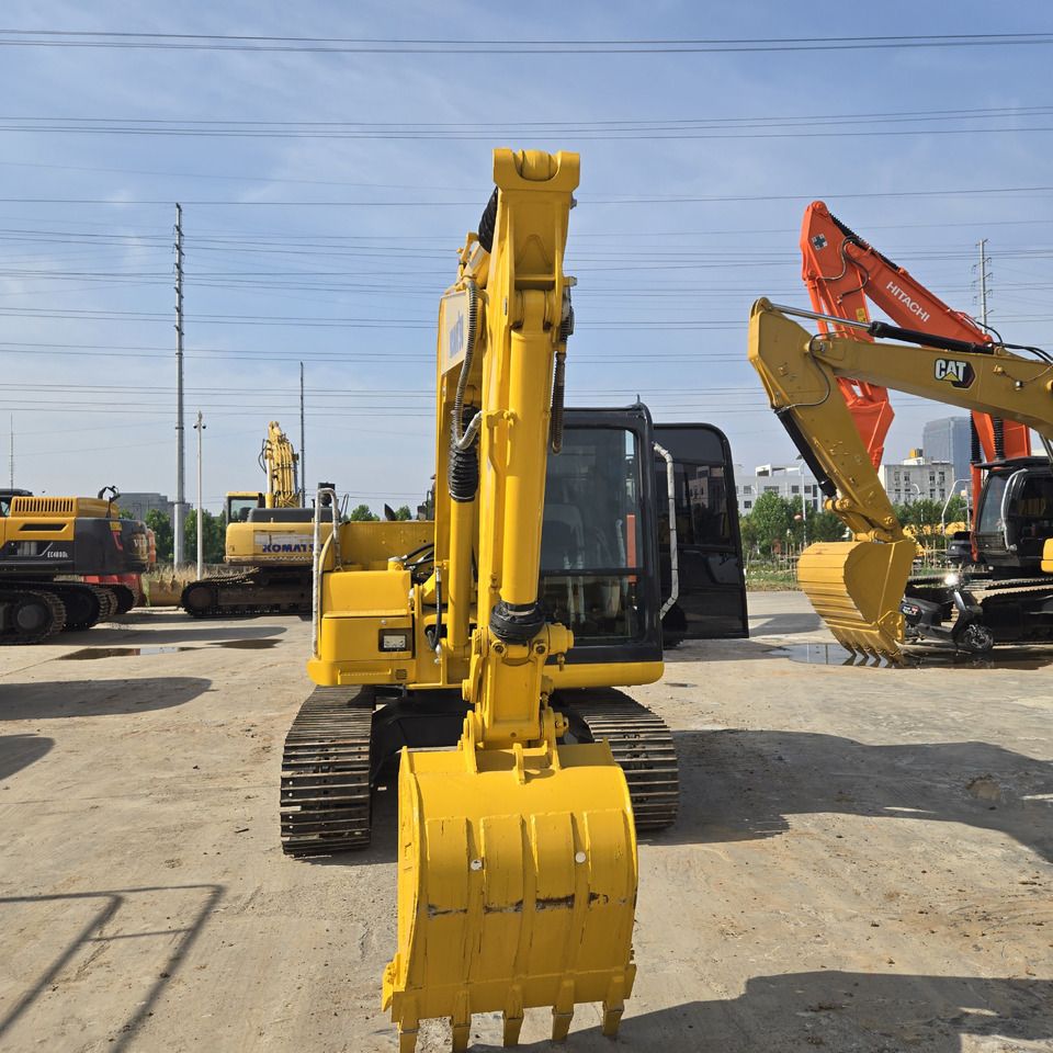 Komatsu PC70-8 mini excavator, front view Komatsu PC70-8 mini excavator, front view