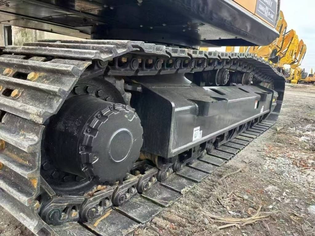 2025 Sany SY365H crawler excavator undercarriage view 2025 Sany SY365H crawler excavator undercarriage view