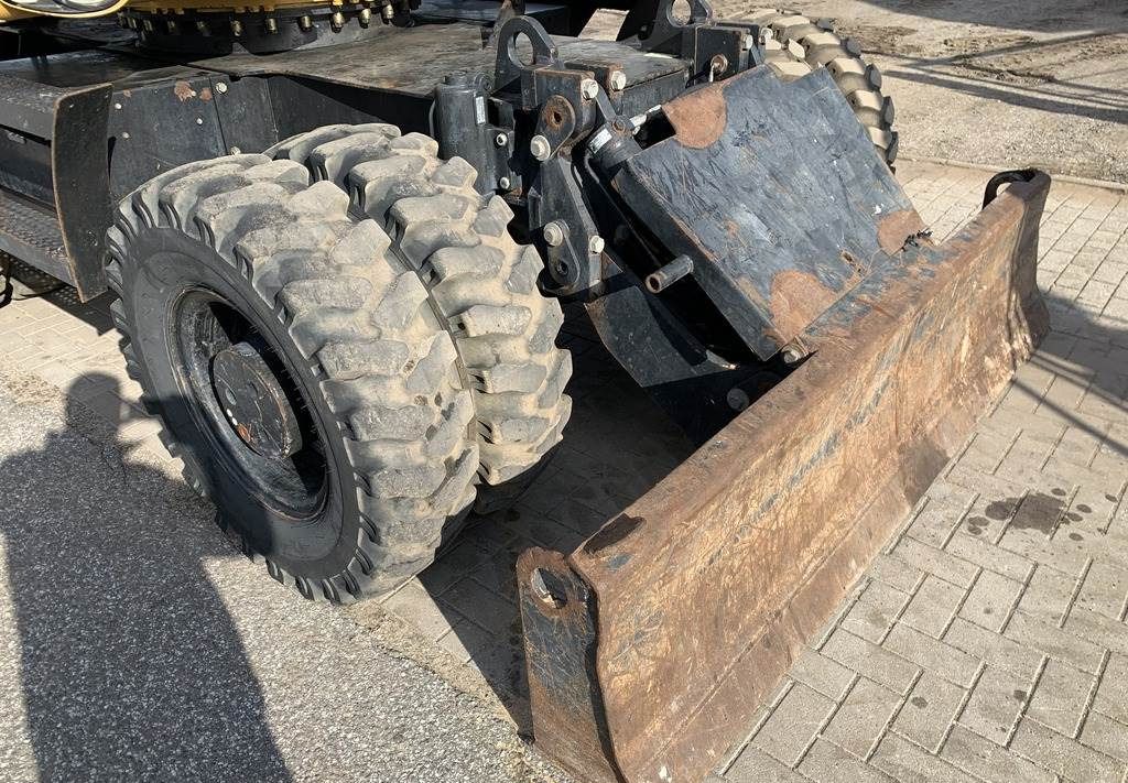 2008 Caterpillar M318D wheel excavator dozer blade view 2008 Caterpillar M318D wheel excavator dozer blade view