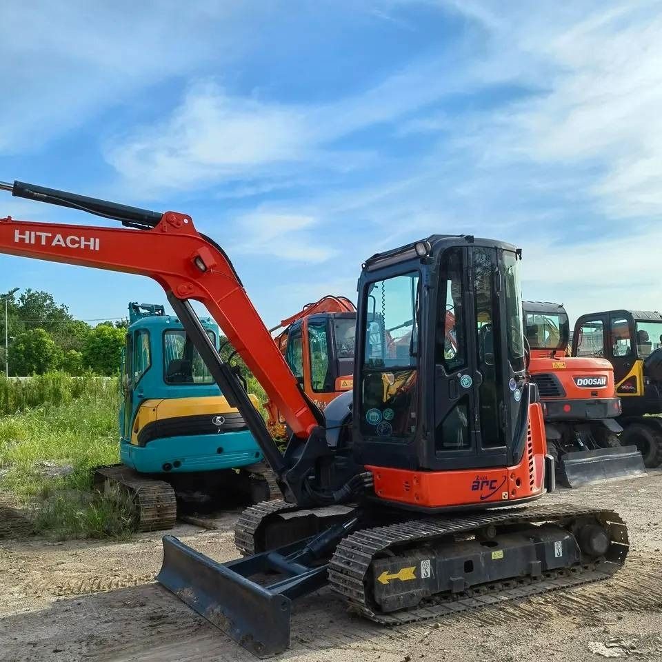 2023 Hitachi ZX30 mini excavator, side profile view 2023 Hitachi ZX30 mini excavator, side profile view