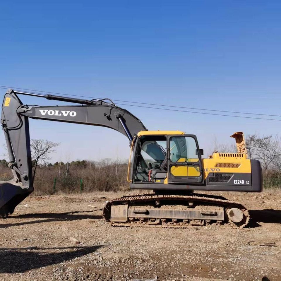 2024 Volvo EC240 LC crawler excavator, side profile view