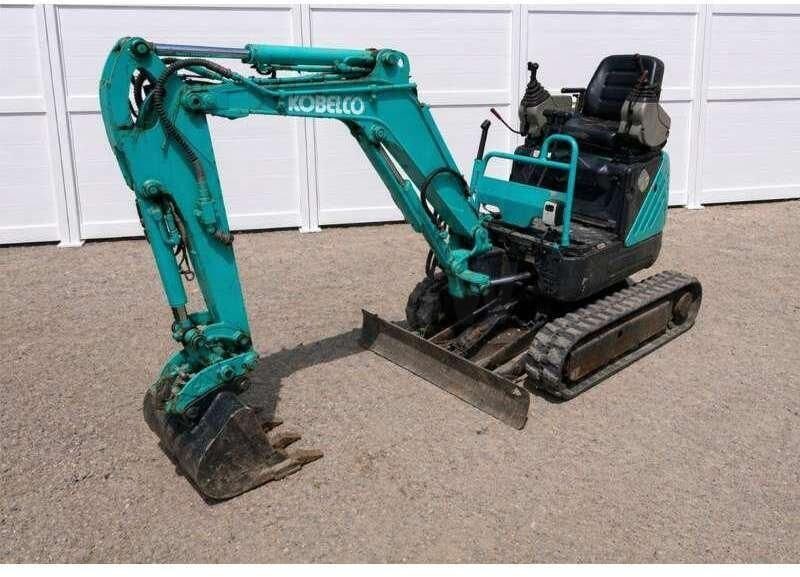 2003 Kobelco SK 09 SR mini excavator, side view 2003 Kobelco SK 09 SR mini excavator, side view