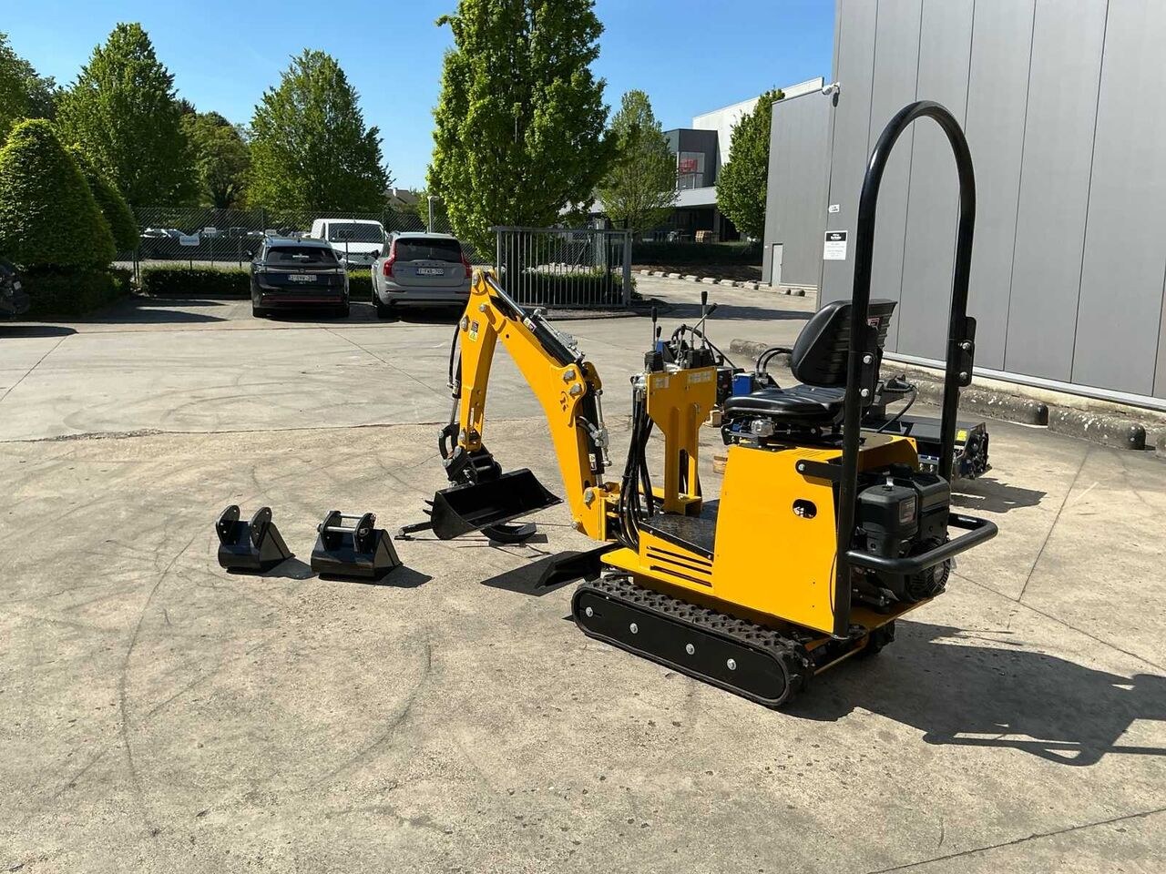 AXPAN 36 mini excavator, rear three-quarter view