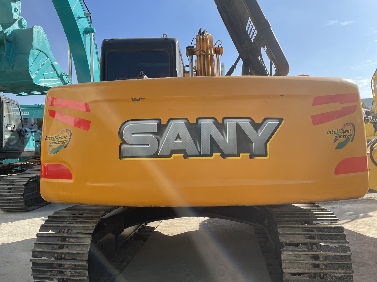 2020 Sany SY135C crawler excavator rear view 2020 Sany SY135C crawler excavator rear view