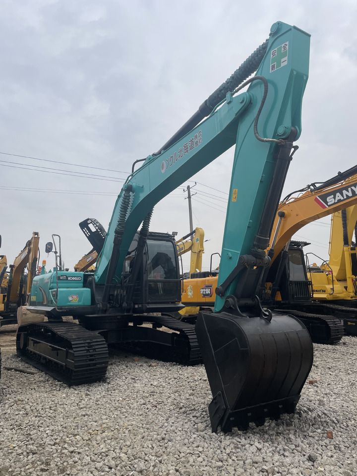2023 Kobelco SK200-8 crawler excavator, front three-quarter view 2023 Kobelco SK200-8 crawler excavator, front three-quarter view