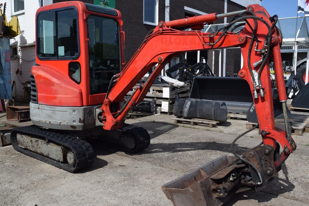2012 Bobcat E26 mini excavator, side view