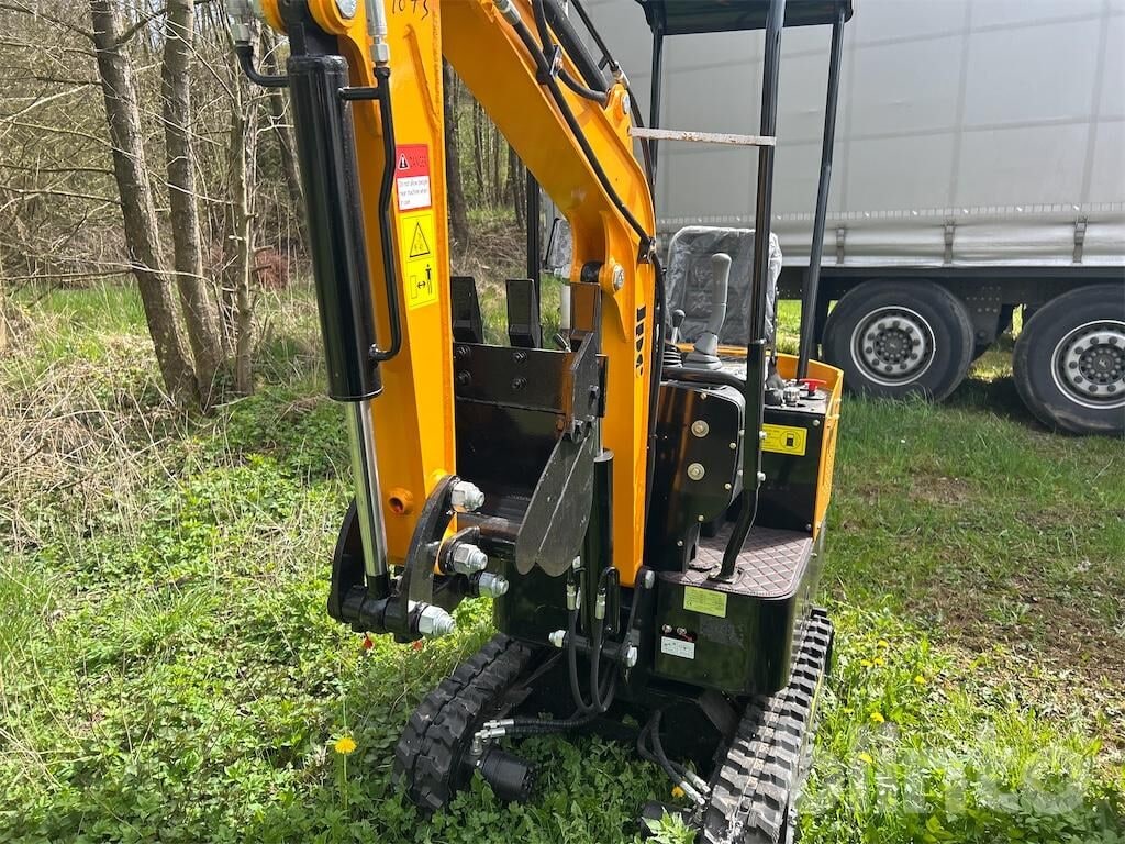 2025 JPC HT-12 mini excavator, rear three-quarter view 2025 JPC HT-12 mini excavator, rear three-quarter view