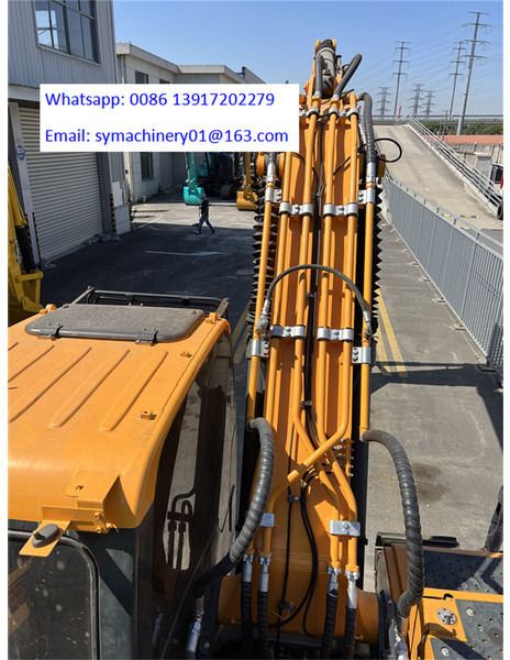 2024 Hyundai R220-9S crawler excavator, top-down boom view 2024 Hyundai R220-9S crawler excavator, top-down boom view