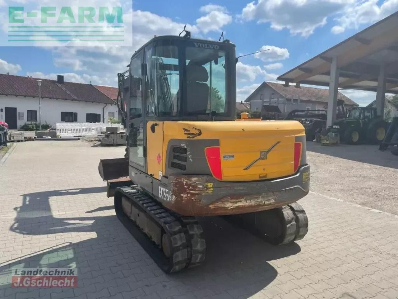 2011 Volvo EC55C mini excavator rear view 2011 Volvo EC55C mini excavator rear view