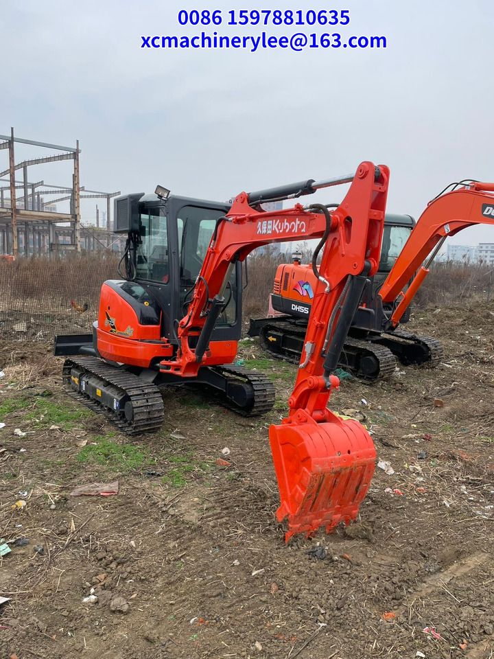 2023 Kubota U35 mini excavator, front three-quarter view 2023 Kubota U35 mini excavator, front three-quarter view