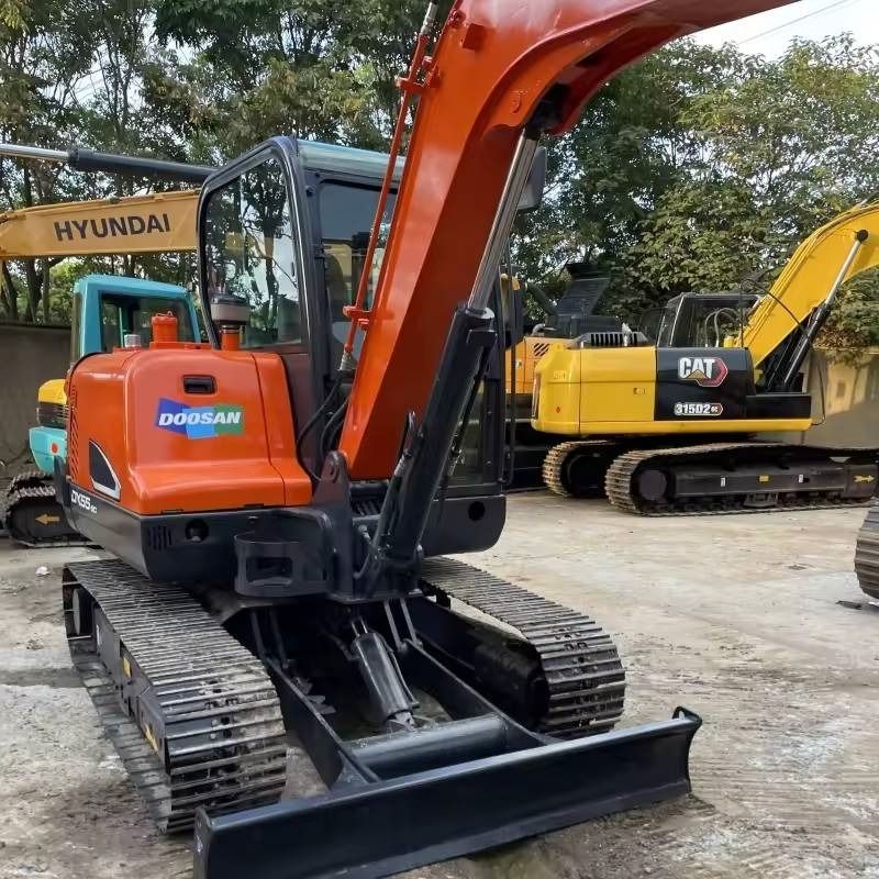2023 Doosan DX55-9C mini excavator, front three-quarter view 2023 Doosan DX55-9C mini excavator, front three-quarter view