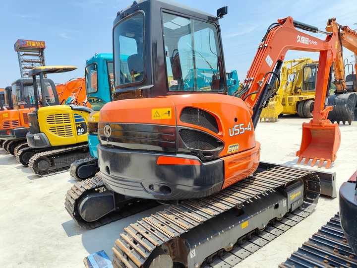 Kubota U55-4 Mini Excavator, front three-quarter view Kubota U55-4 Mini Excavator, front three-quarter view