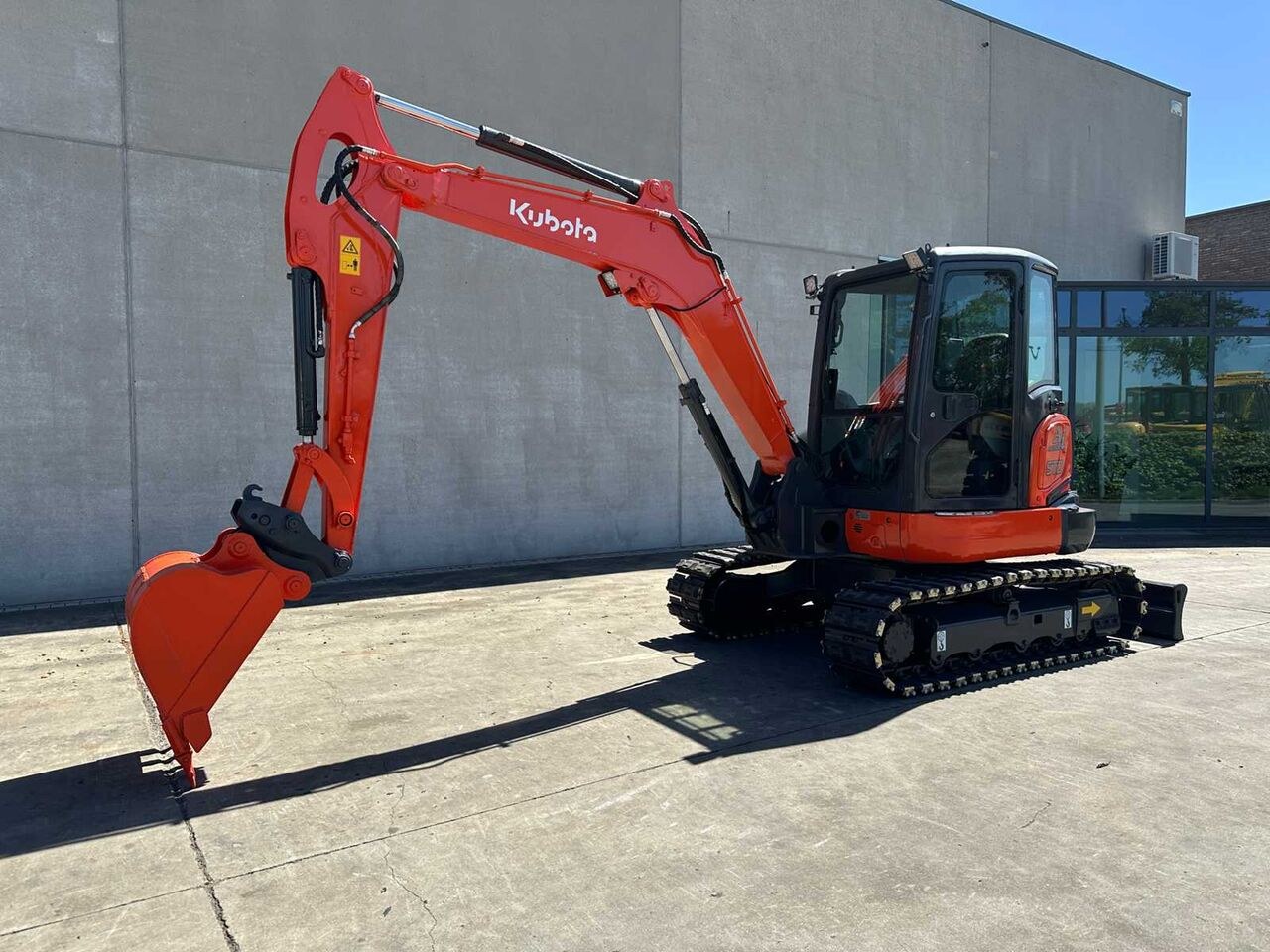 2014 Kubota KX165-5 mini excavator, side profile view