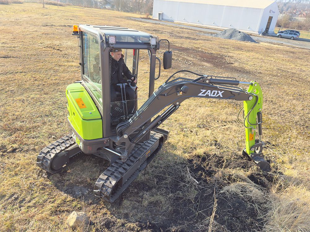 2025 Zaox ZA28A mini excavator, high-angle side view