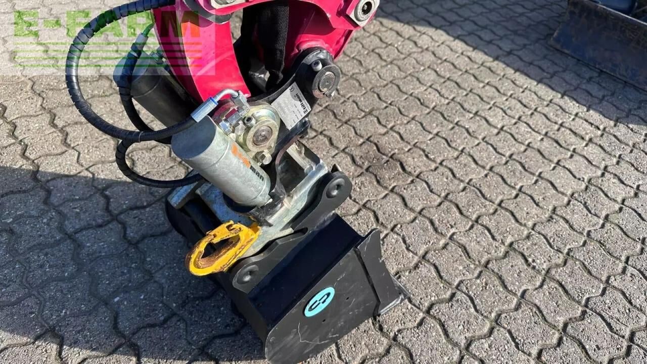 2023 Yanmar SV19VT mini excavator attachment detail 2023 Yanmar SV19VT mini excavator attachment detail
