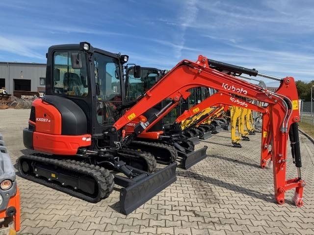 2025 Kubota KX037-4 mini excavator, side view 2025 Kubota KX037-4 mini excavator, side view