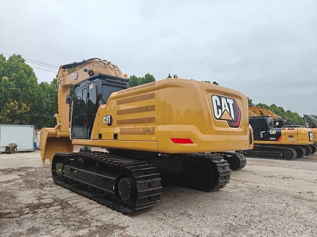 2024 Caterpillar 345GC crawler excavator rear three-quarter view 2024 Caterpillar 345GC crawler excavator rear three-quarter view