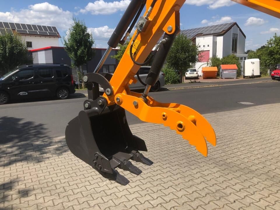 Berger Kraus BK1700JS Mini Ekskavatör Berger Kraus BK1700JS Mini Ekskavatör
